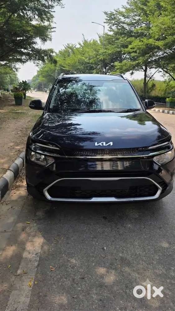 Kia Carens Prestige Plus 2023 Car