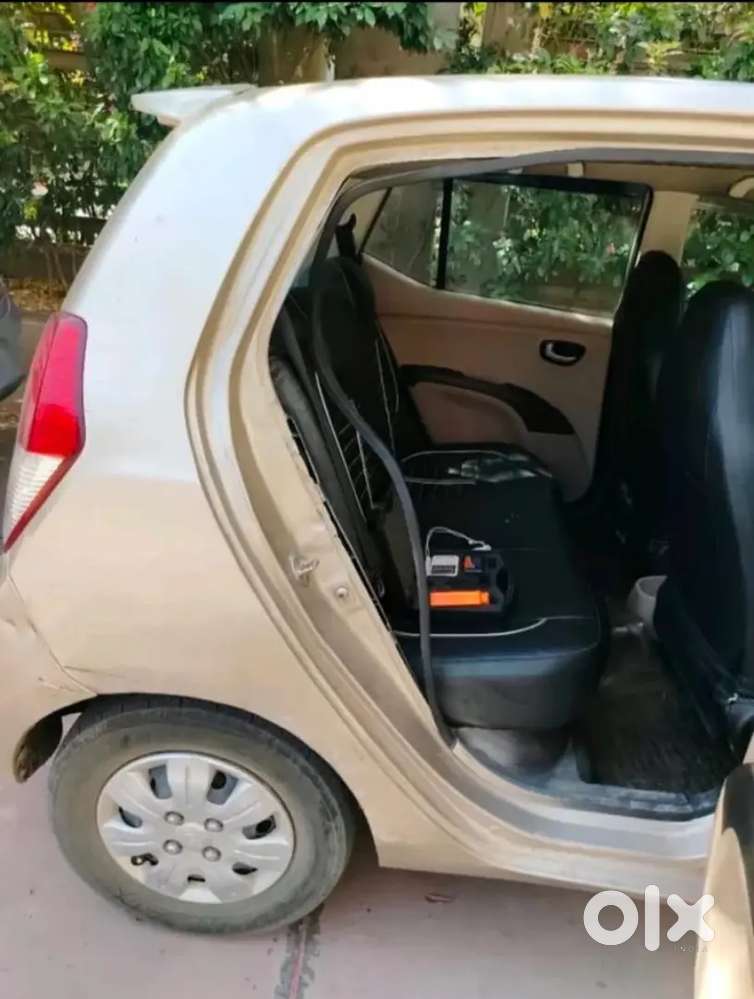 Hyundai I10 Sportz Petrol 2010
