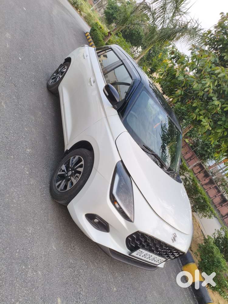 Maruti Suzuki Swift Zxi Plus Dual Tone, 2025, Petrol