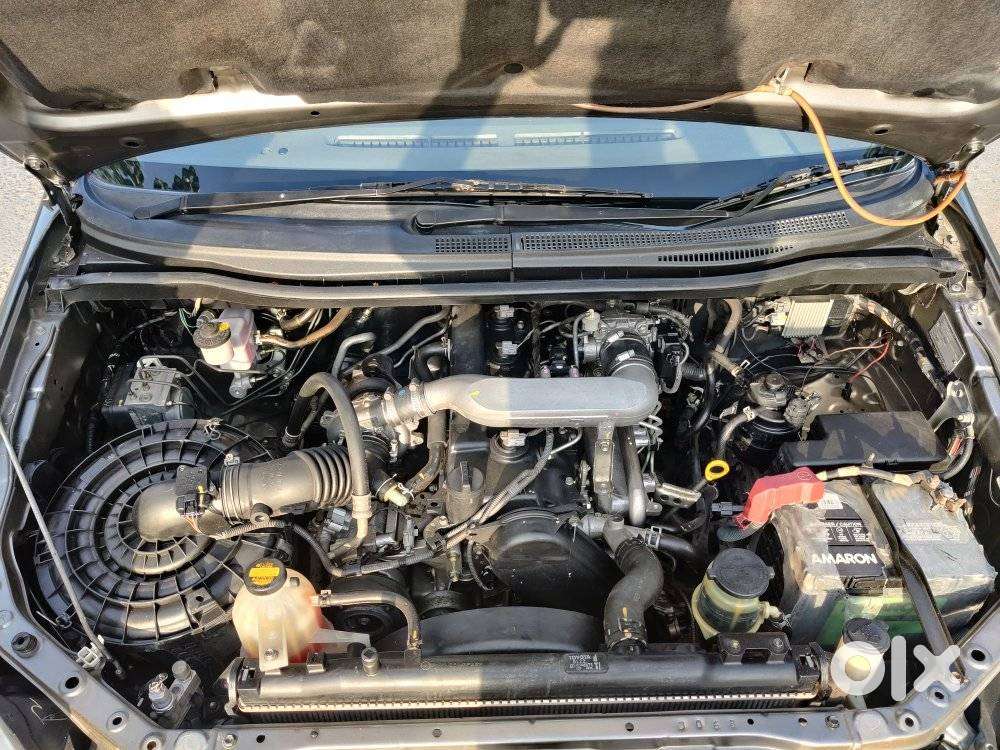 Toyota Innova 2.5 V 8 Str, 2014, Diesel