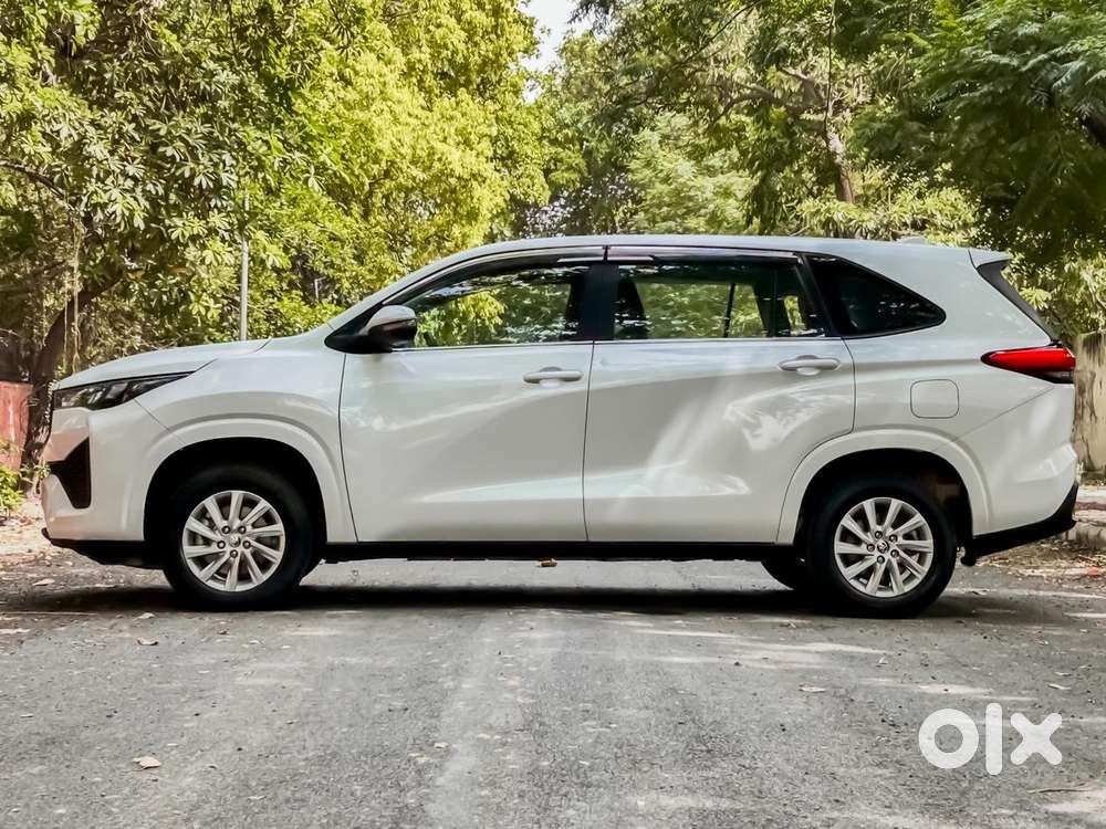 Toyota Innova Hycross 2.0 Gx 7 Str, 2025, Petrol