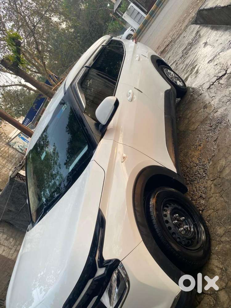 Kia Carens 2023 Petrol Well Maintained