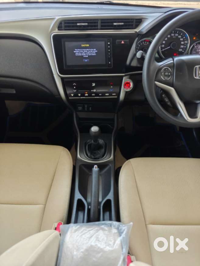 Honda City 1.5 V 4th Gen I-vtec Mt, 2022, Petrol