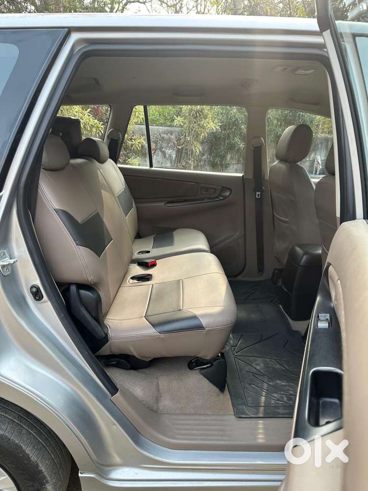 Toyota Innova 2.5 G (diesel) 7 Seater, 2015, Diesel