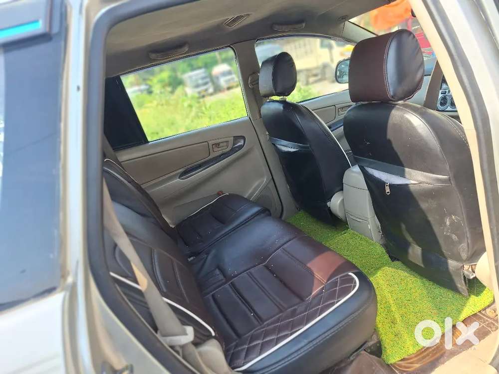 Toyota Innova 2010 Second-hand Car