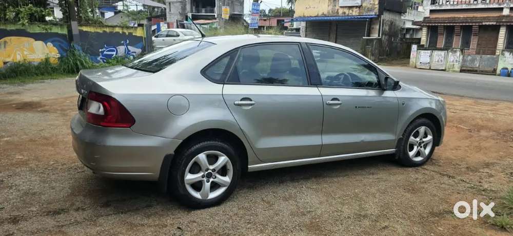 Skoda Rapid 1.5 Ambition 2014