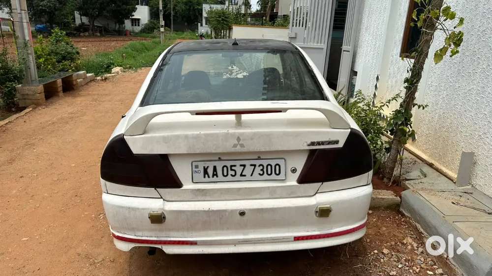 Mitsubishi Lancer 1.8 Lxi 2000