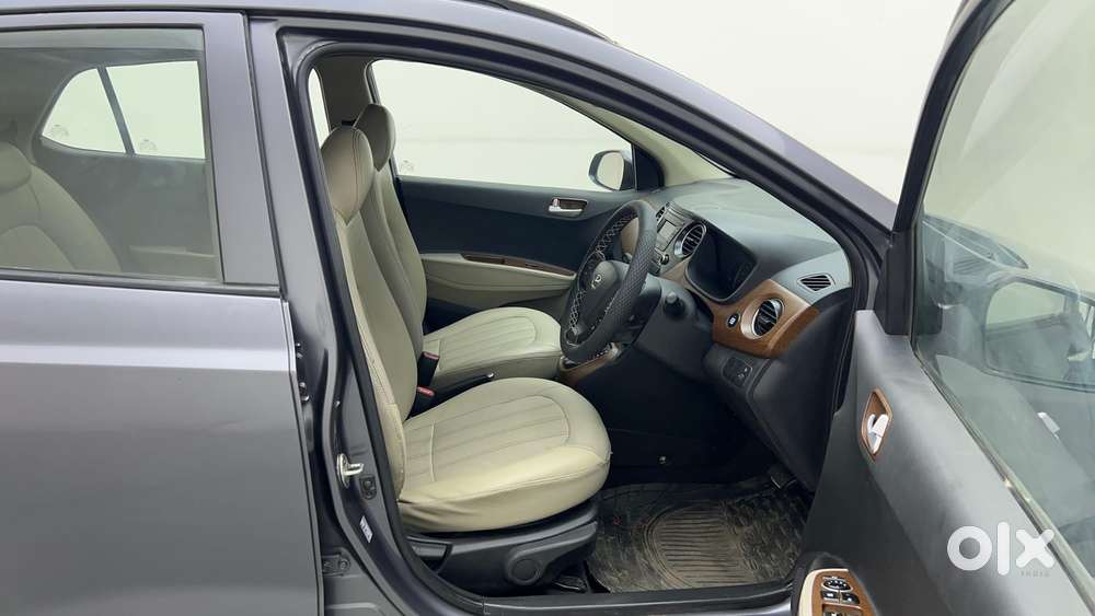 Hyundai Grand I10 1.2 Kappa Vtvt Asta (o) At, 2016, Petrol