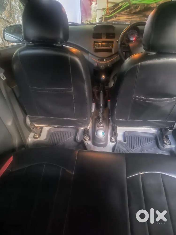Chevrolet Beat  Petrol 2011