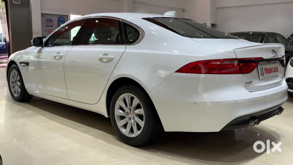 Jaguar Xf 2.0 Petrol Prestige, 2020, Petrol