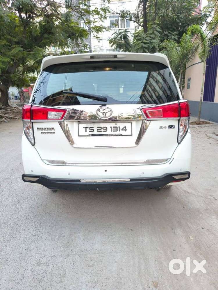 Toyota Innova Crysta 2.4 V 8 Str, 2021, Diesel
