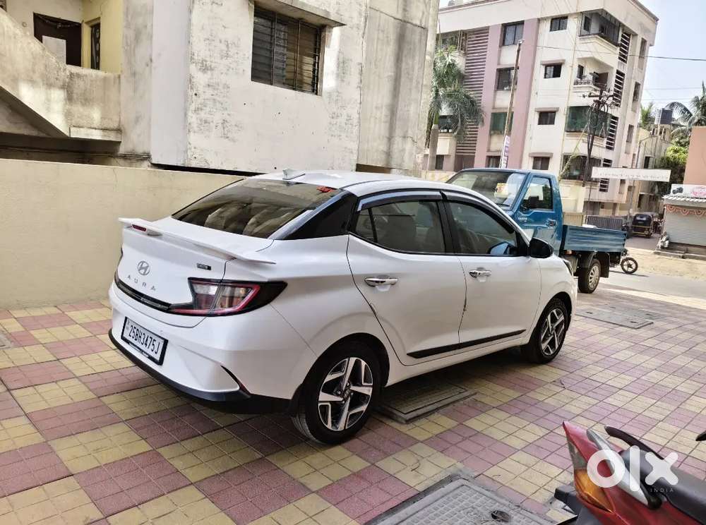 Hyundai Aura 2025 Cng & Hybrids 16000 Km Driven