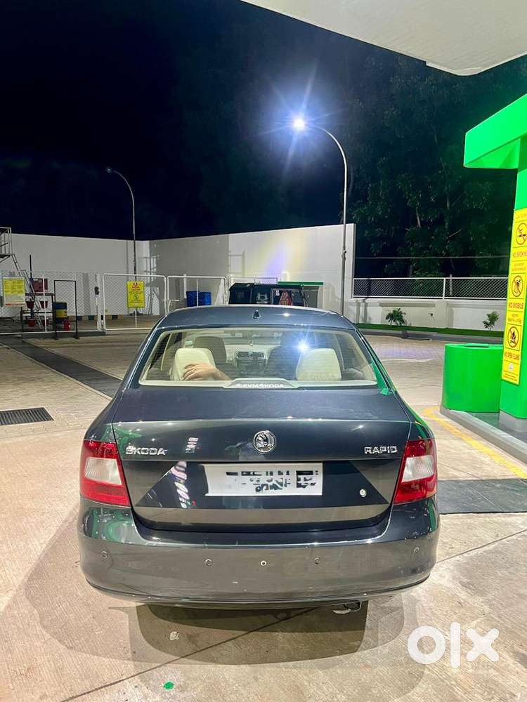 Skoda Petrol Car 2016