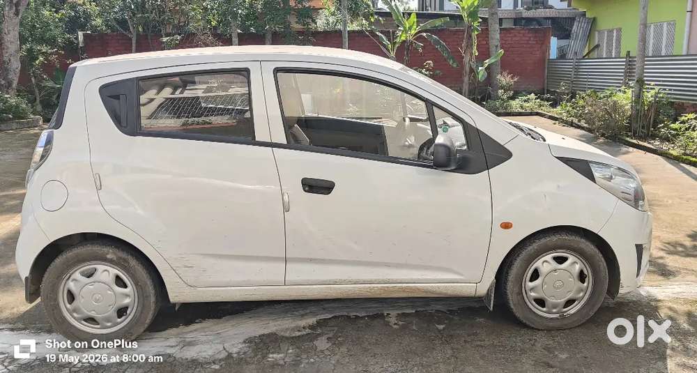 Chevrolet Beat Petrol