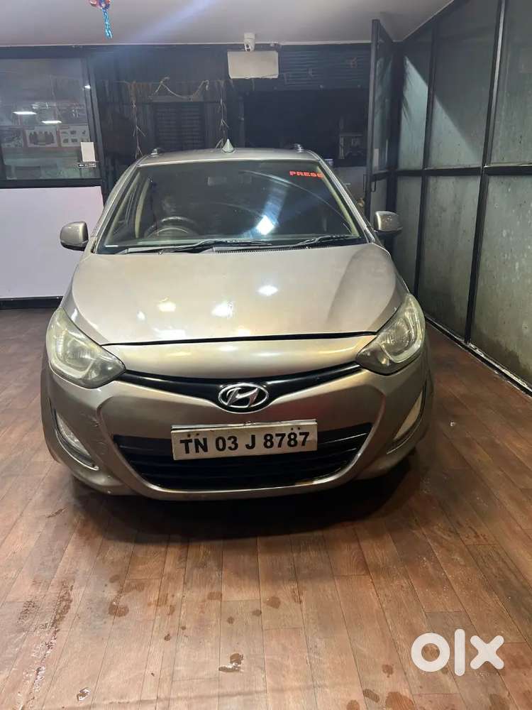 Hyundai I20 2012 Diesel 80000 Km Driven