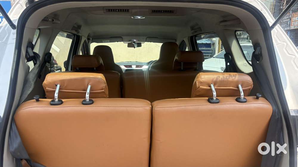 Renault Triber Rxz Easy-r Amt, 2023, Petrol