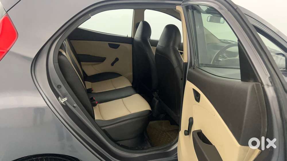 Hyundai Eon Era +, 2016, Petrol