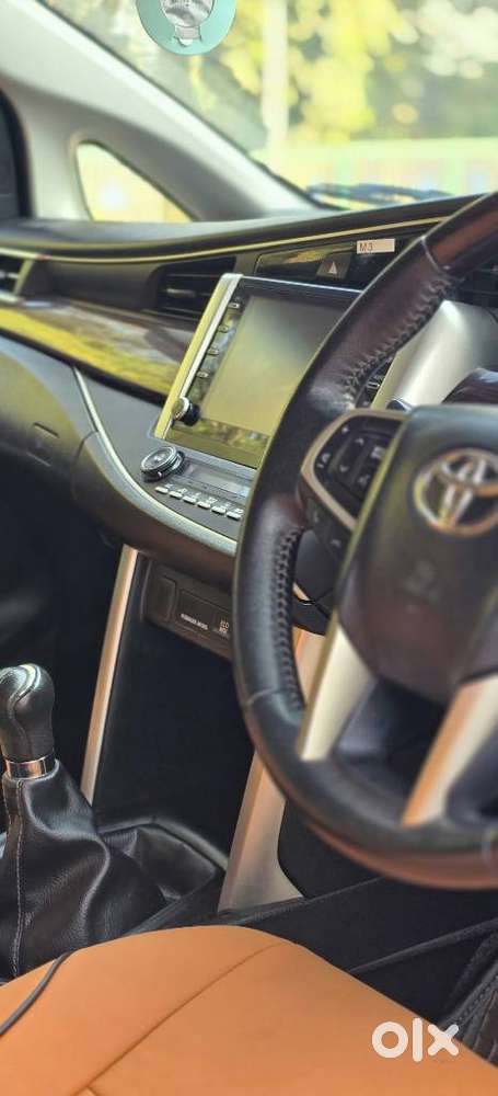 Toyota Innova Crysta [2020-ongoing] 2.4 Vx 8 Str, 2021, Diesel