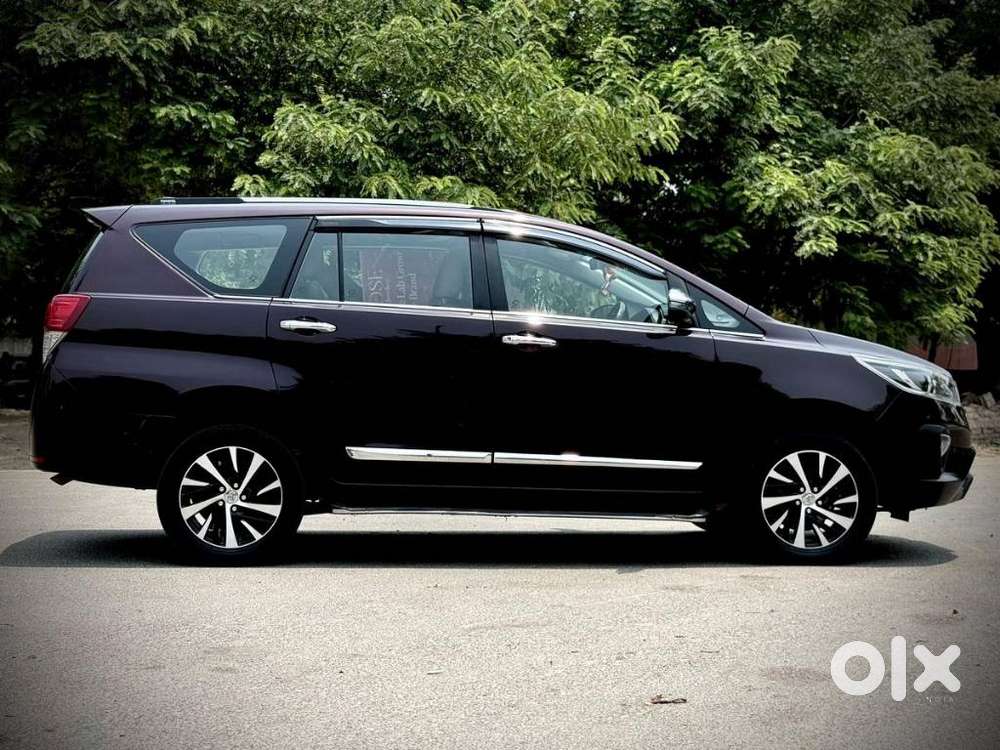 Toyota Innova Crysta [2020-ongoing] 2.4 Zx At 7 Str, 2022, Diesel