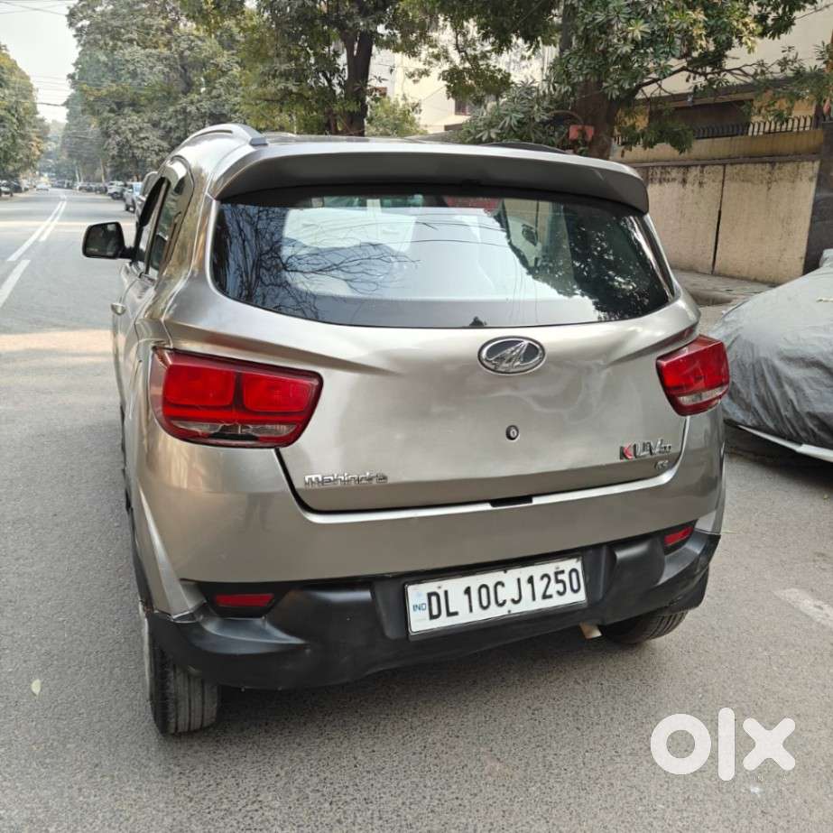 Mahindra Kuv 100