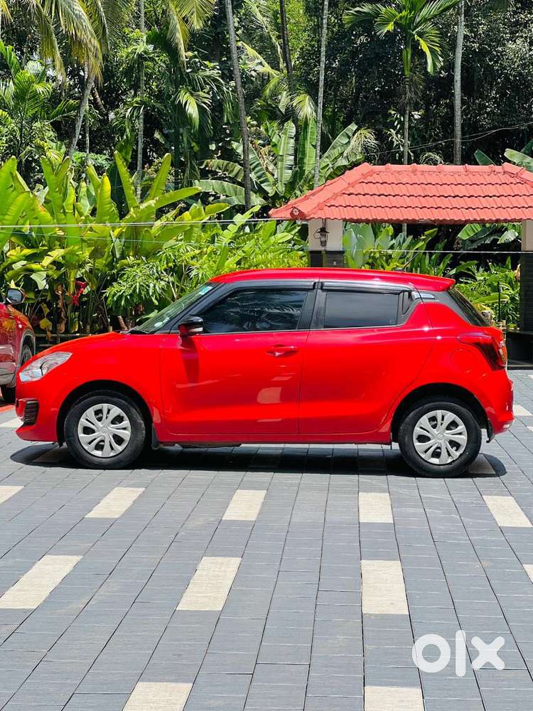 Maruti Suzuki Swift Vxi Abs Bsiv, 2022, Petrol