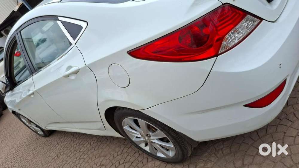 Hyundai Fluidic Verna 2011 Petrol Well Maintained