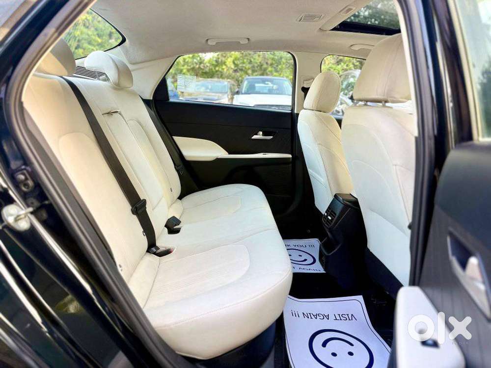 Hyundai Verna 1.5 Sx Ivt, 2023, Petrol