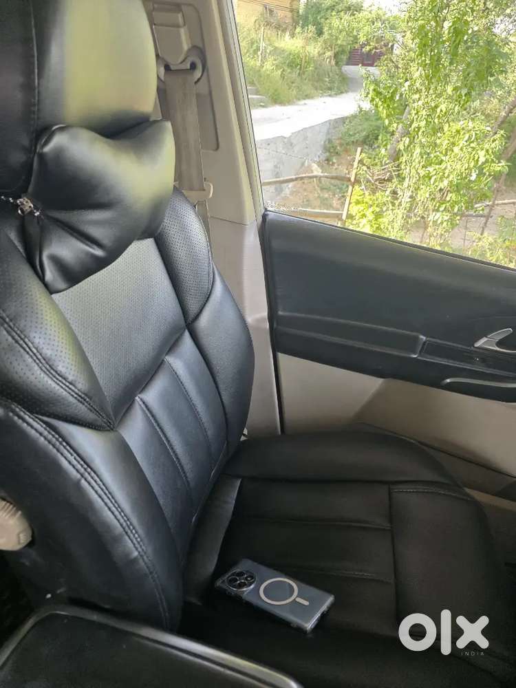 Mahindra Xuv500 2016