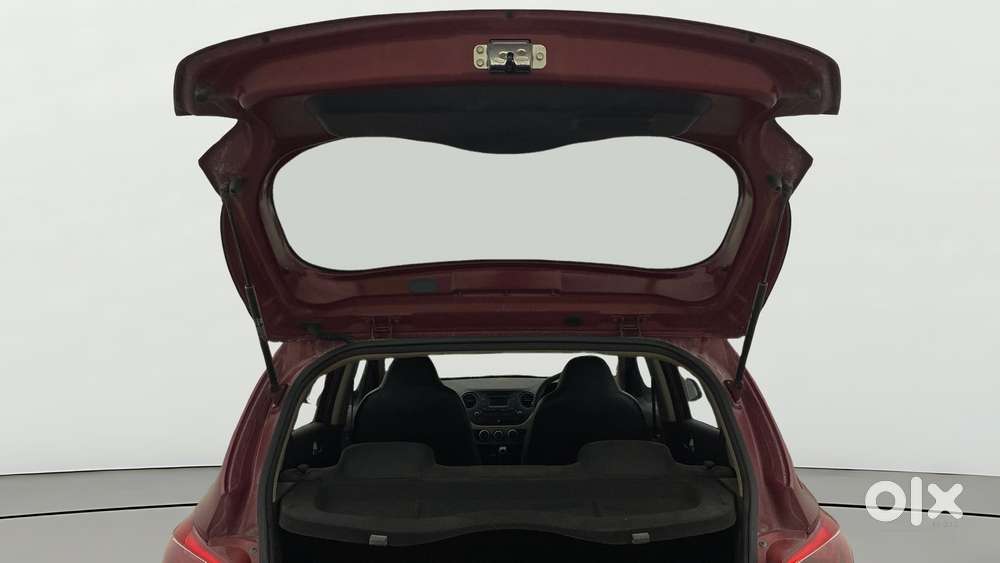 Hyundai Grand I10 2013-2016 At Sportz, 2014, Petrol