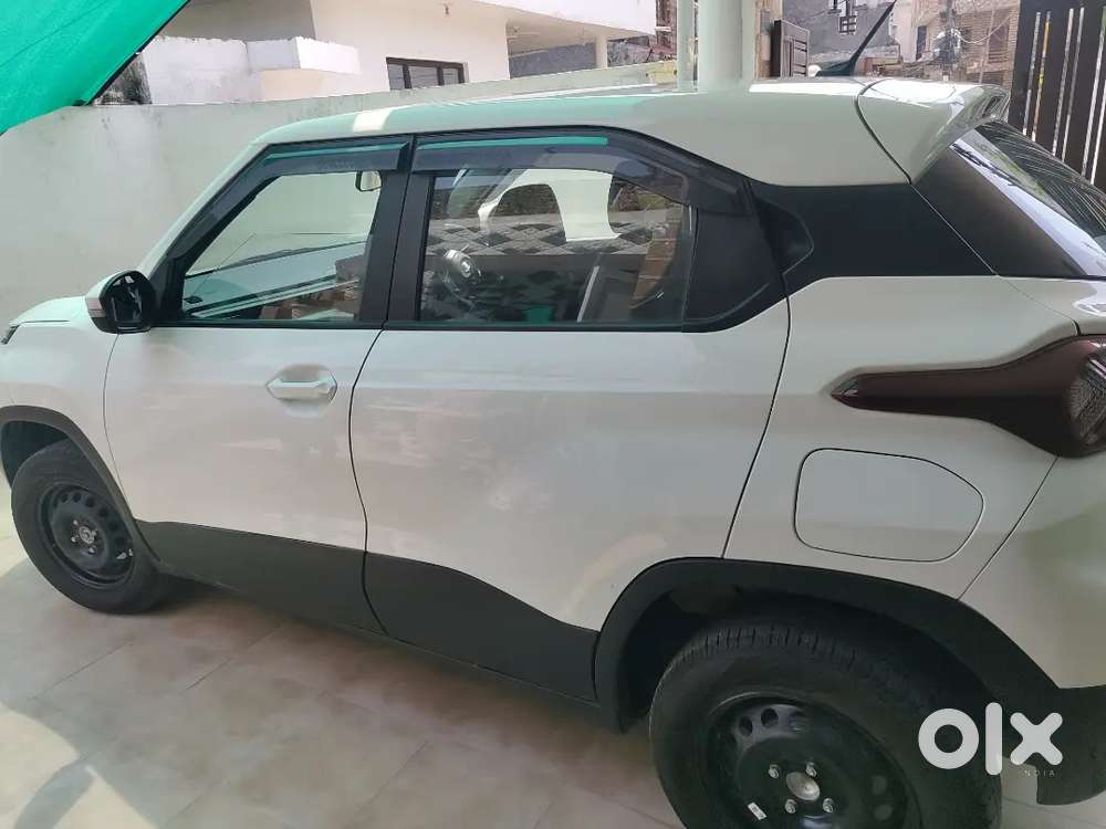 Tata Punch 1.2 Revotron 2025