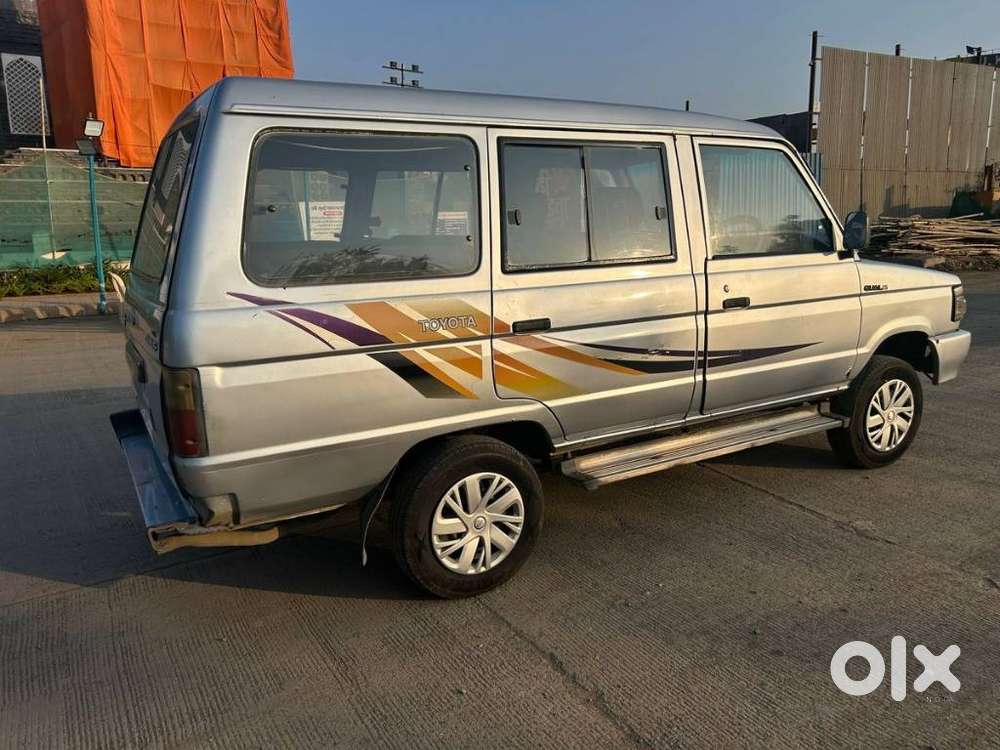 Toyota Qualis Fs 8seater, 2002, Diesel
