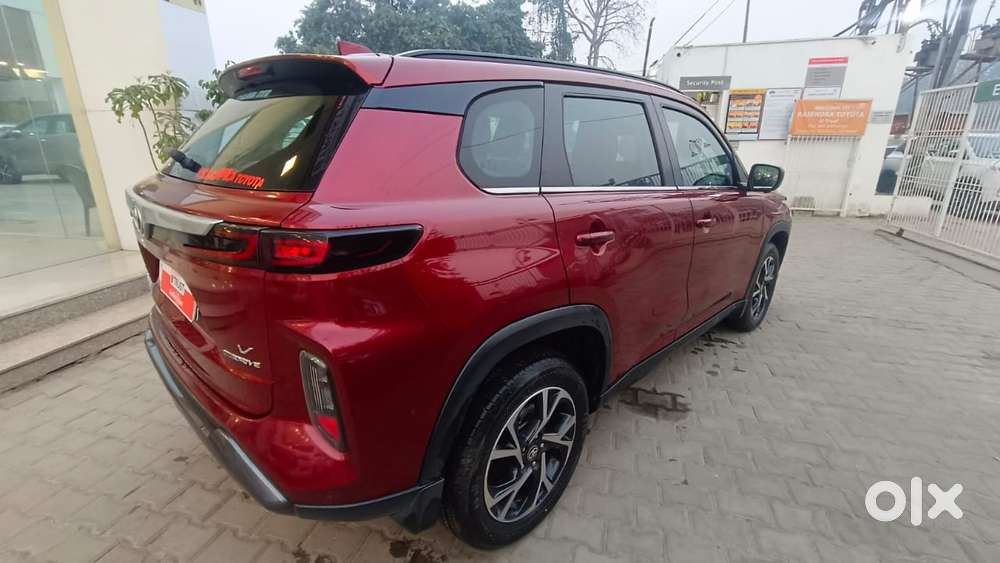 Toyota Urban Cruiser Hyryder 1.5 V Hybrid, 2025, Petrol