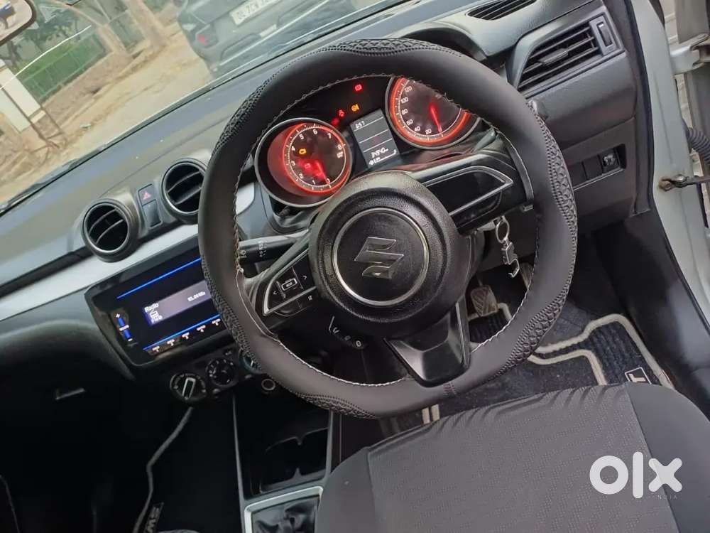 Maruti Suzuki Swift Vxi 2022
