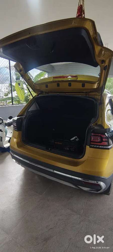 2024 Volkswagen Taigun Topline 1.0 Tsi Mt &ndash; Kurkuma Yellow