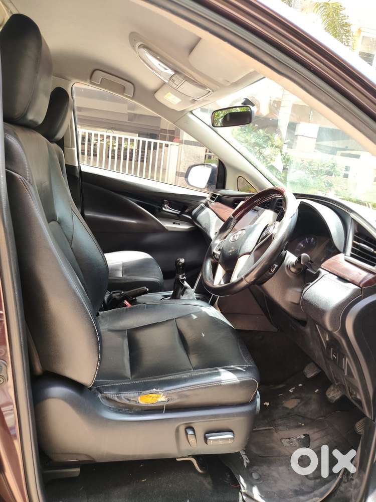Toyota Innova Crysta 2.4 Zx Mt, 2019, Diesel