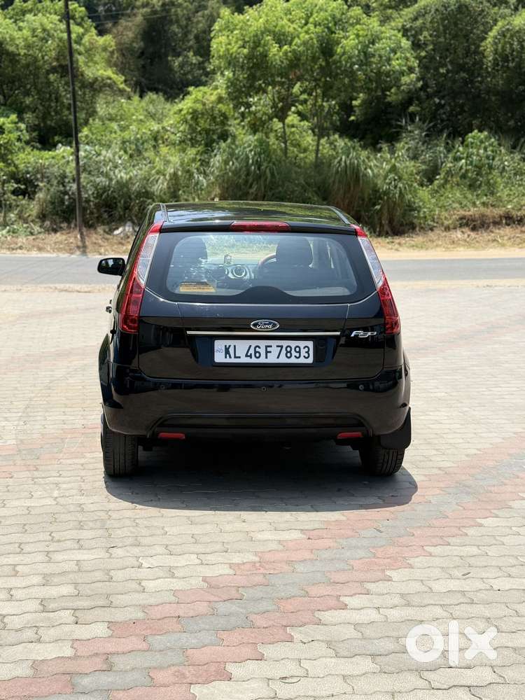 Ford Figo Petrol Zxi, 2012, Petrol