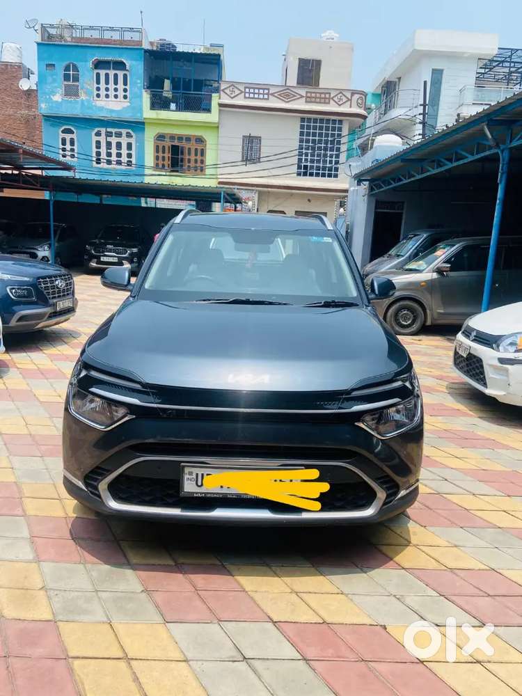 Kia Carens 2023 Petrol 51000 Km Driven And Cng Fitted Approved By Rto