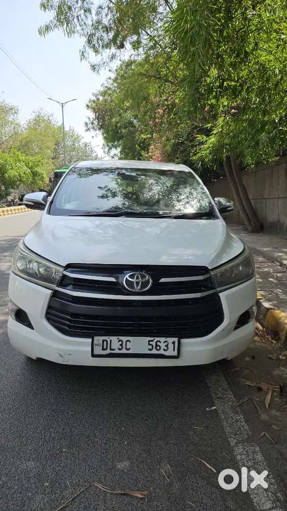 Innova Crysta 2.4 G Manual 2017 Single Owner