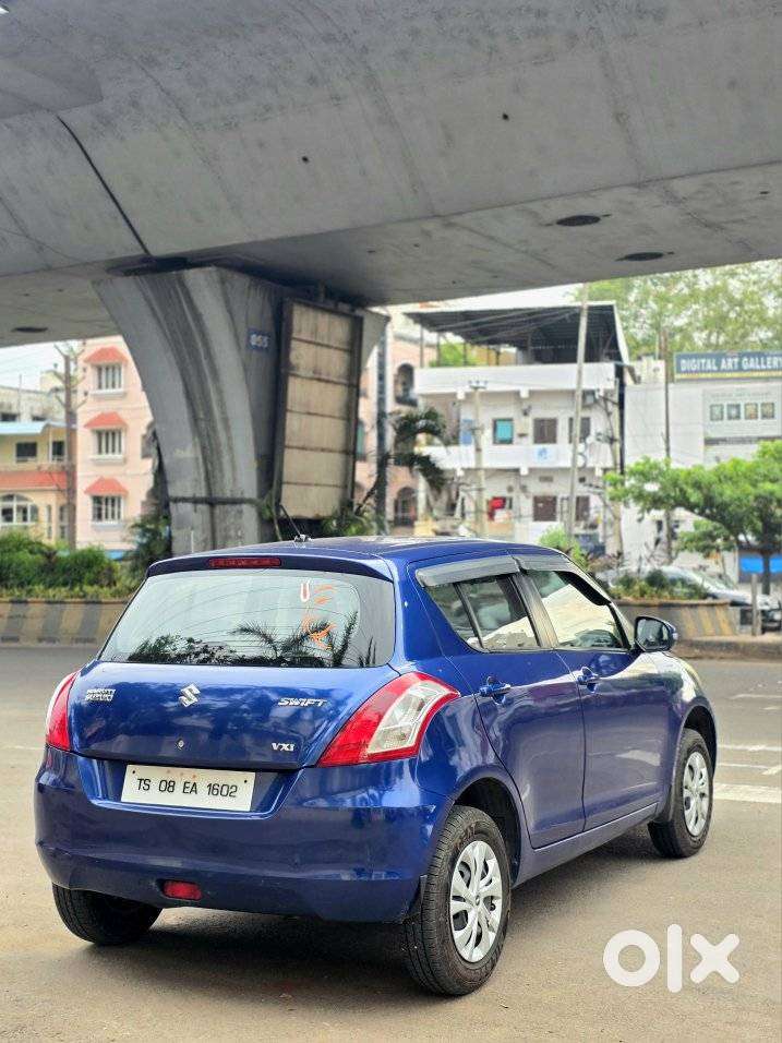 Maruti Suzuki Swift Vxi + Manual, 2014, Petrol