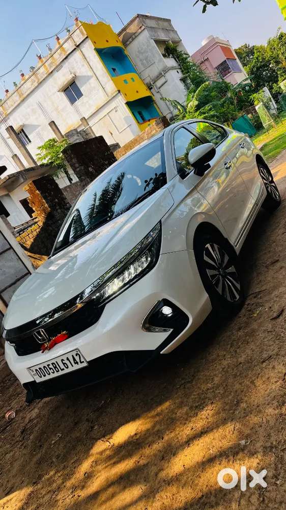 Honda City Zx 2023 Petrol 20530 Km Driven
