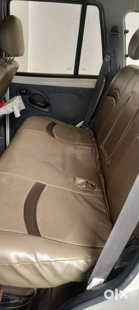 Power Window Scorpio Lx 2013