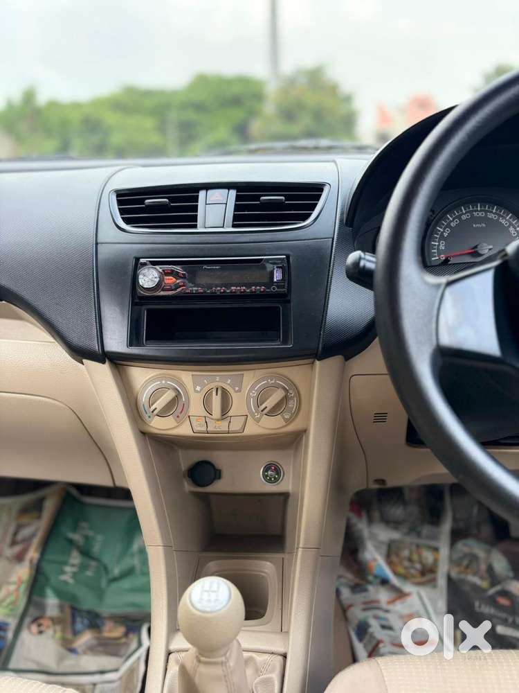 Maruti Suzuki Dzire 1.2 Lxi, 2016, Petrol