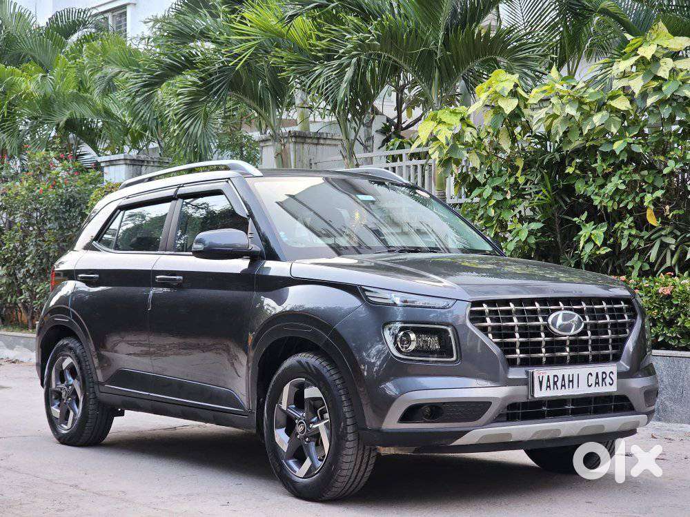 Hyundai Venue 1.2 S Plus, 2022, Petrol