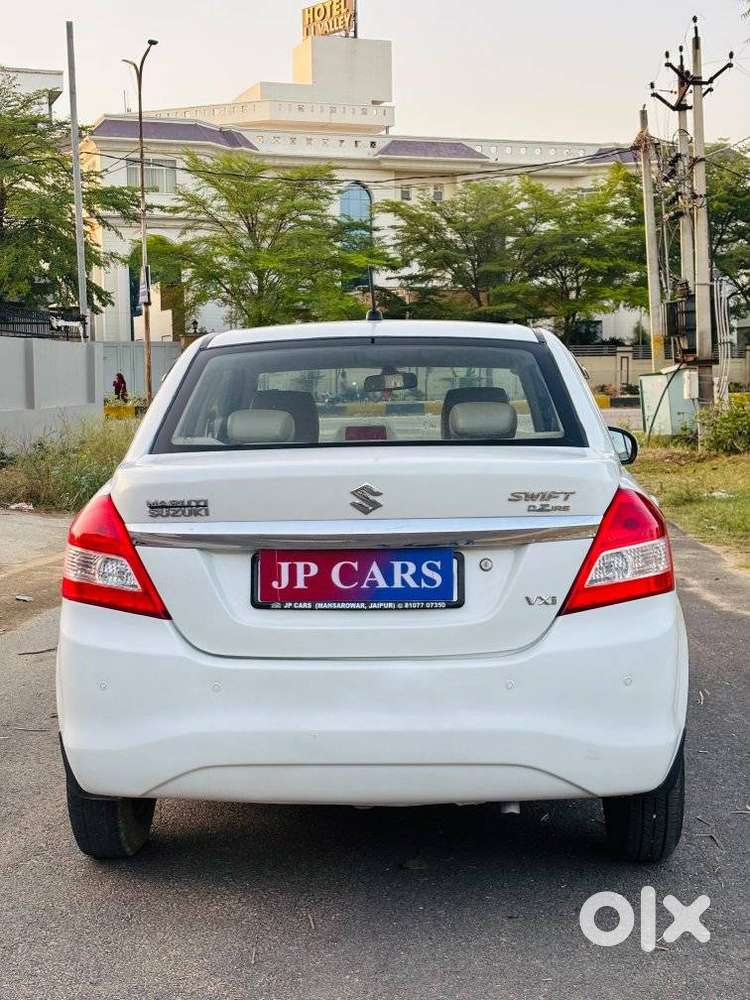 Maruti Suzuki Swift Dzire Vxi Optional, 2016, Petrol