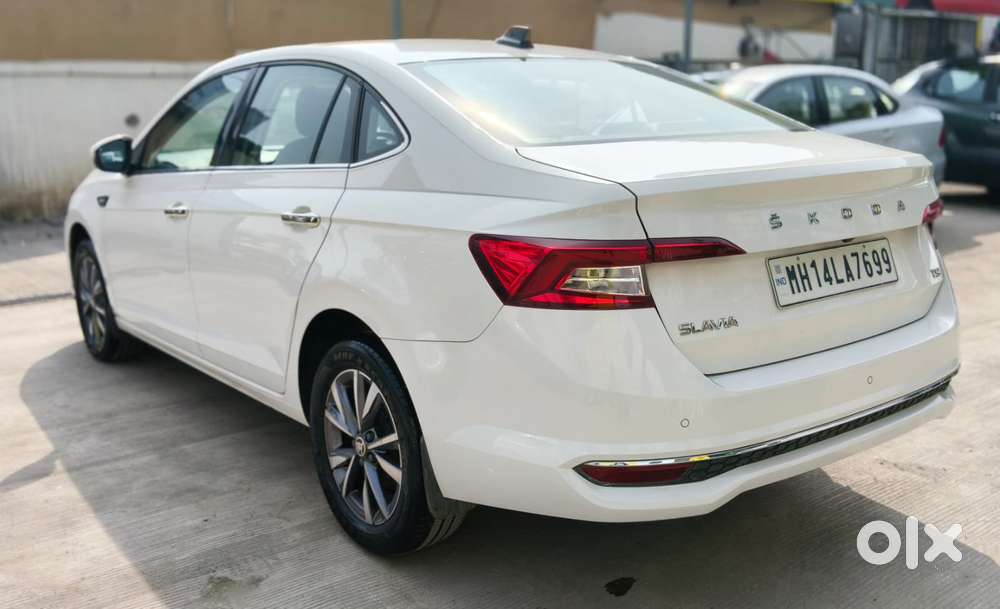 Skoda Slavia Ambition 1.5l Tsi Dsg, 2023, Petrol