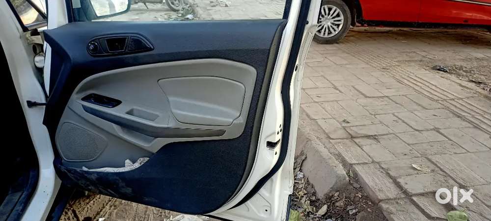 Ford Escort 2016