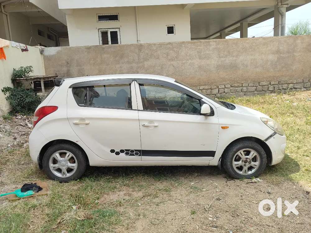 Hyundai I20 Asta 2010 Car