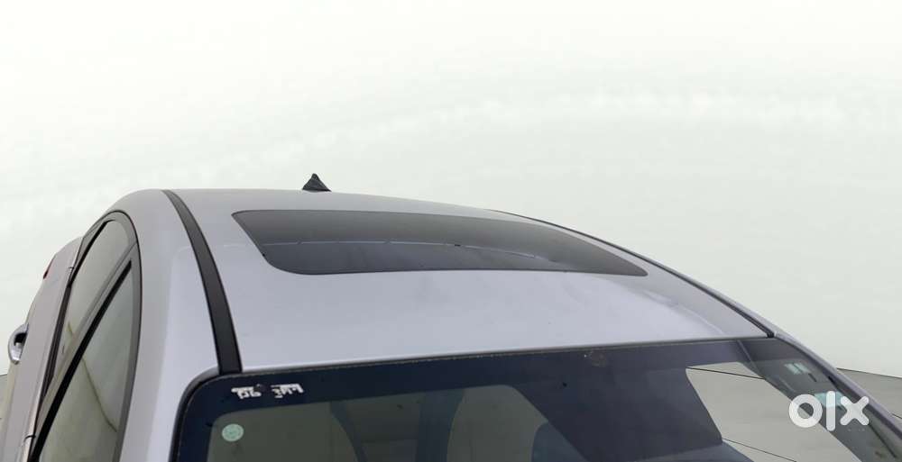 Hyundai Verna 1.6 Sx (o) Vtvt, 2017, Petrol