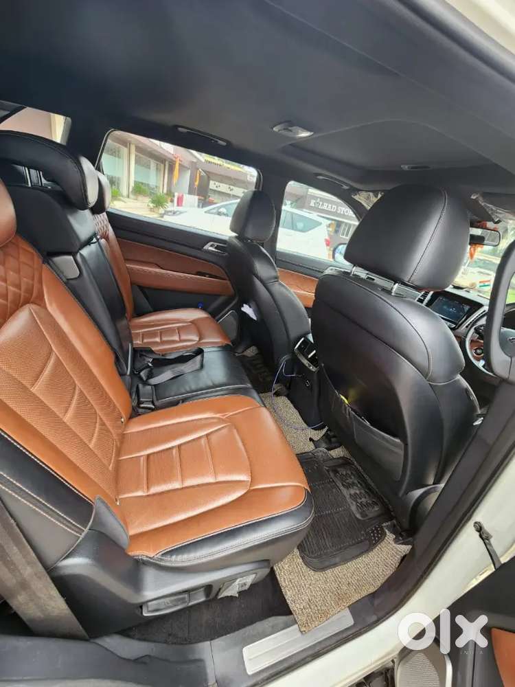 Mahindra Alturas G4 Diesel 2019
