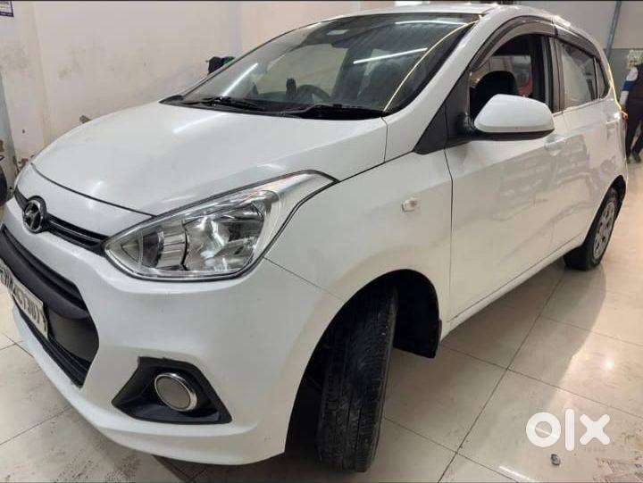 Hyundai Grand I10 2017 Cng & Hybrids Good Condition